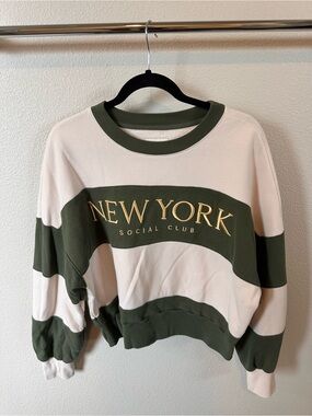 Women’s Abercrombie Embroidered Striped Sweatshirt - Medium
